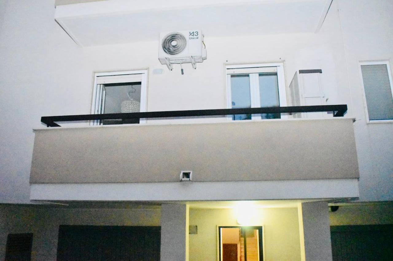 Casa Pellegrino Aparthotel Полиняно а Маре Екстериор снимка